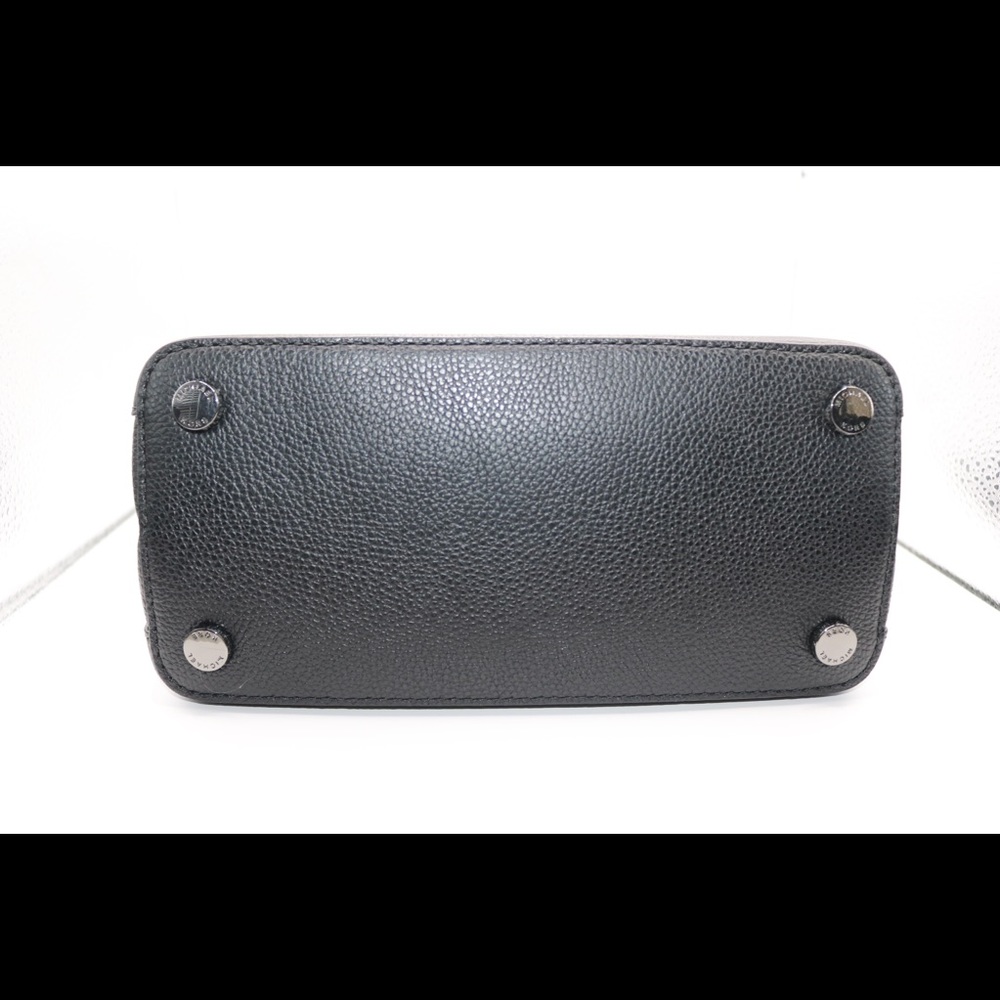 Michael Kors small leather handbag - Picture 5 of 10